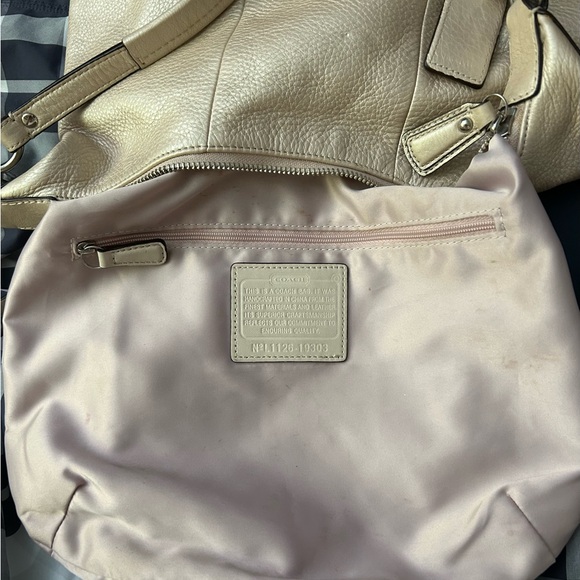 Coach Luminescent Champagne Leather Bag Crossbody Satchel Shoulder - Picture 9 of 9